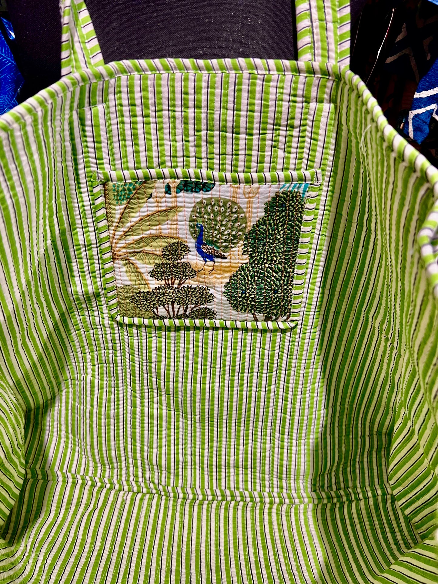 Gazebo & Peacock Print Tote in Green