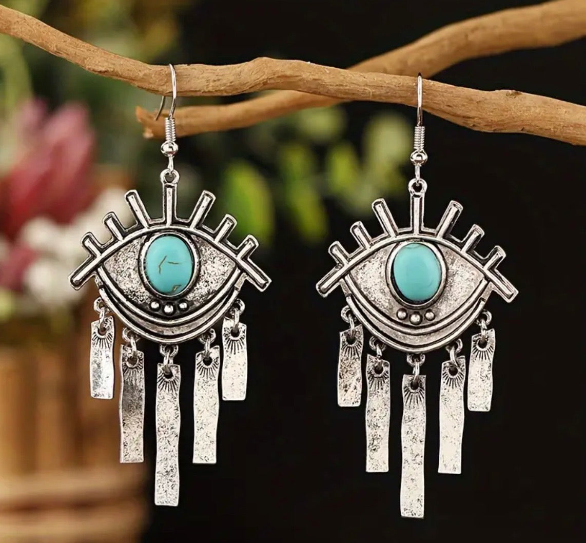 Oval Eye Dangle Earrings